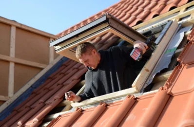 Pose de fenêtres de toit Velux à Saligny